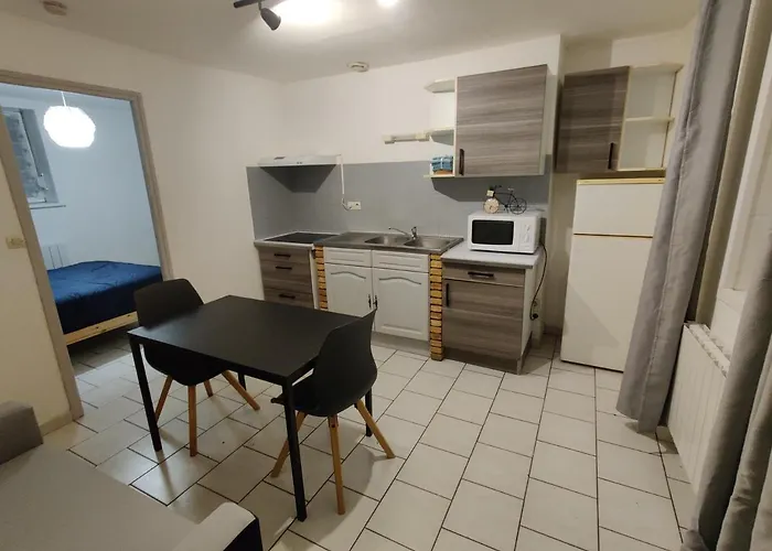 Appartement Calme Au Centre Ville Proche Tribunaux
