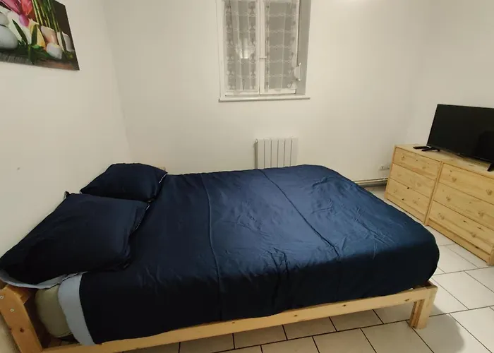 Appartement Calme Au Centre Ville Proche Tribunaux