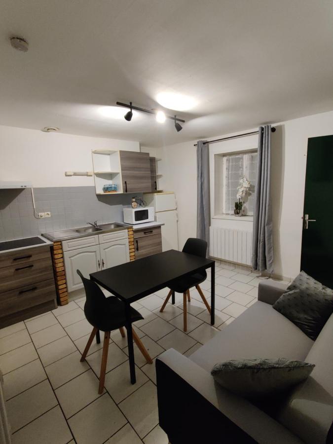 Calme Au Centre Proche Tribunaux Apartment *